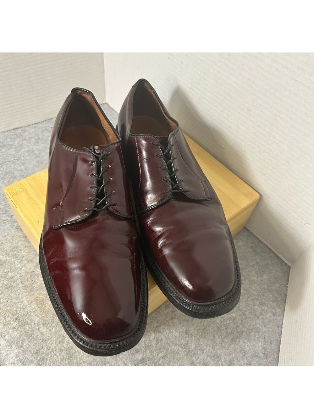 Allen Edmonds Men’s Leeds Plain Toe Derby Sz 10.5C Burgundy Minor Flaws See Pics